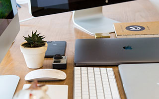 奥斯卡新科影帝，真实身份竟是英超球队老板之一